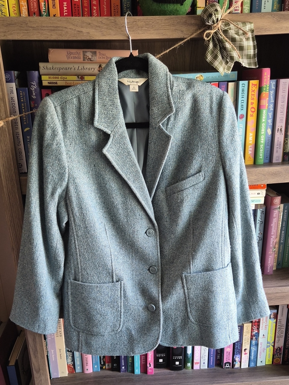 L.L. Bean Light Blue-Gray Herringbone Wool-Blend Blazer